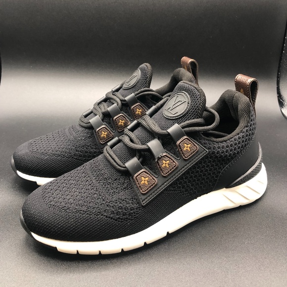 Louis Vuitton sneakers - Picture 1 of 5